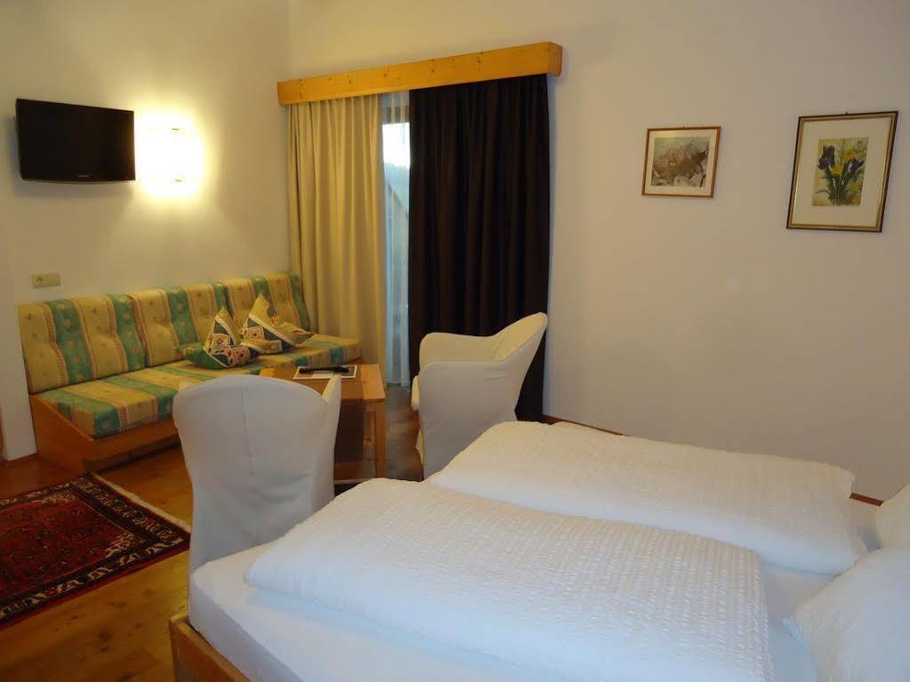 Hotel Dolomitenblick Теренто Экстерьер фото